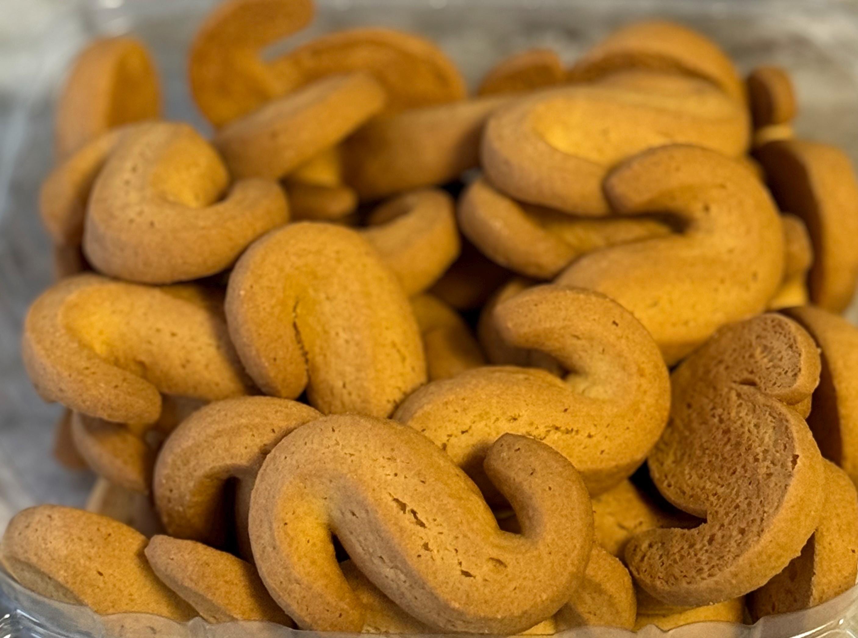 Italian Brooklyn Cinnamon S Cookies 1/lb Made Fresh Daily